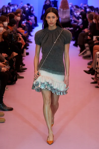 Look 22